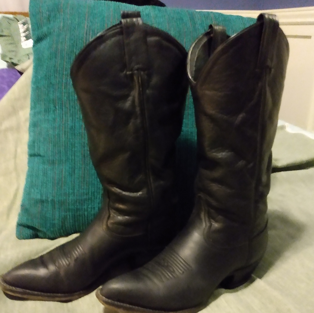 Ladies Black Tony Lama Boots